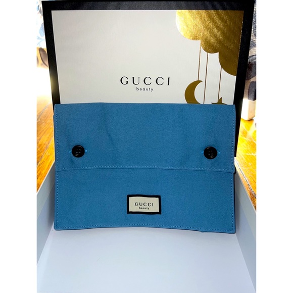 AUTHENTIC Gucci multi-purpose pouch - Picture 2 of 2